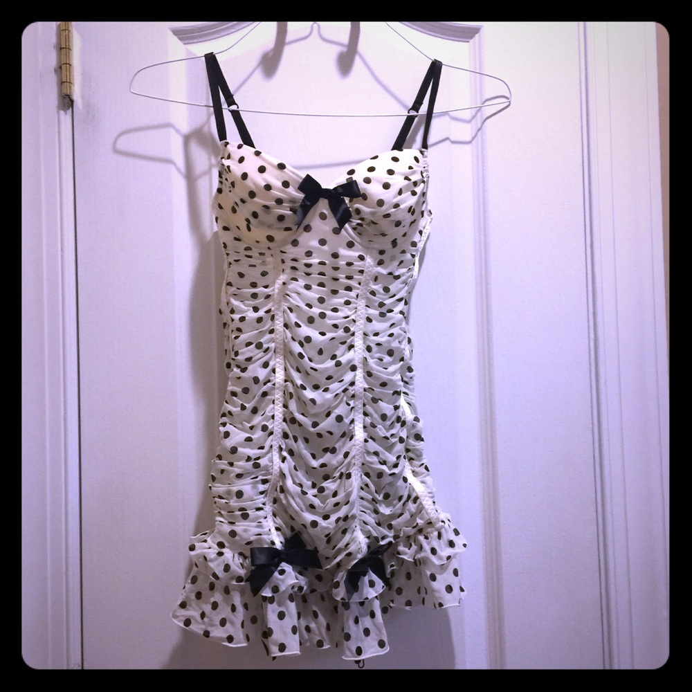 ❤️VS polka dot lightly padded chemise💕